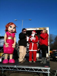 About Laura Alexandra